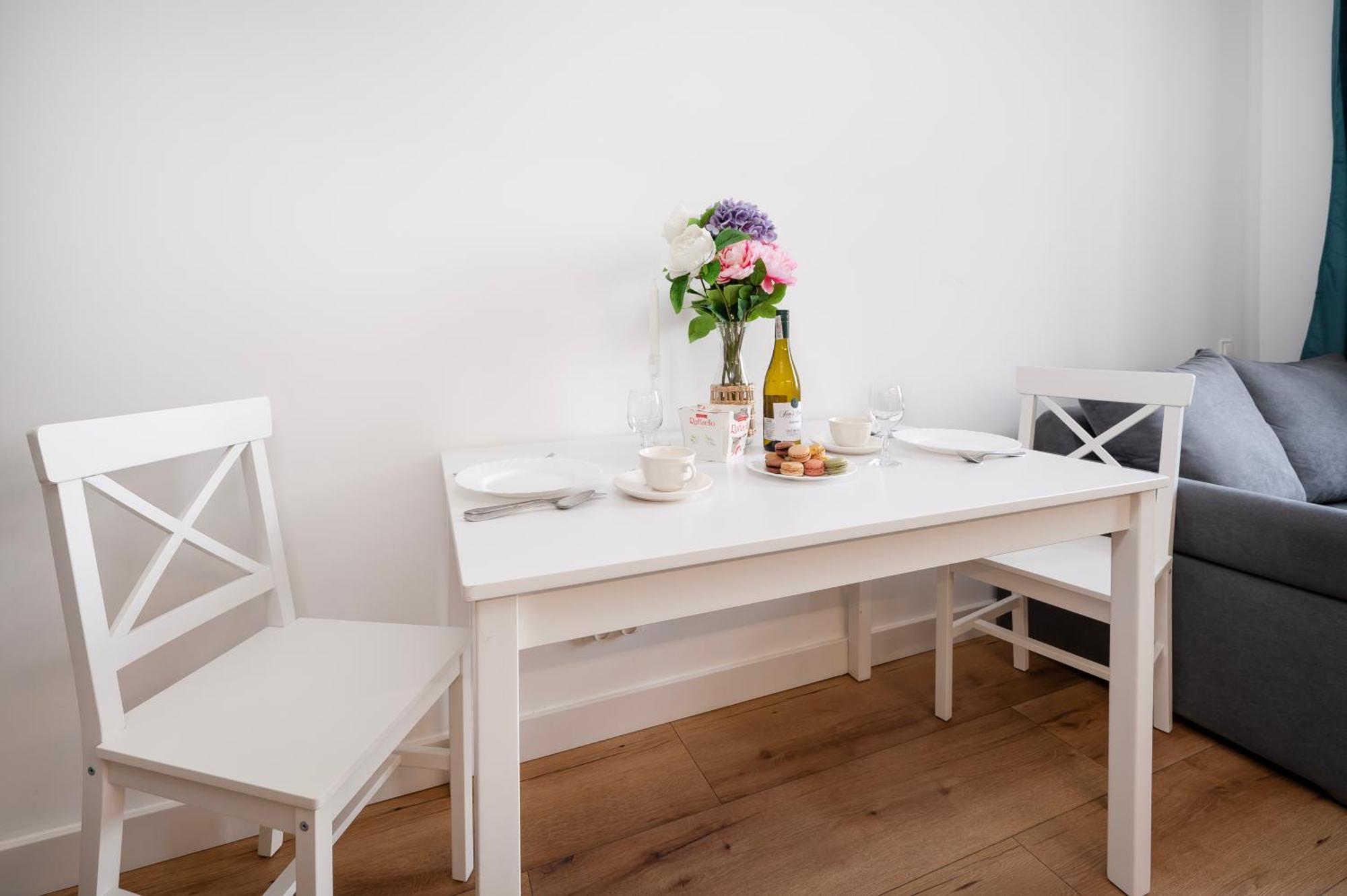 Lodz Jaracza Apt - Workspace, Parking, Park Nearby - By Rentujemy Exterior foto